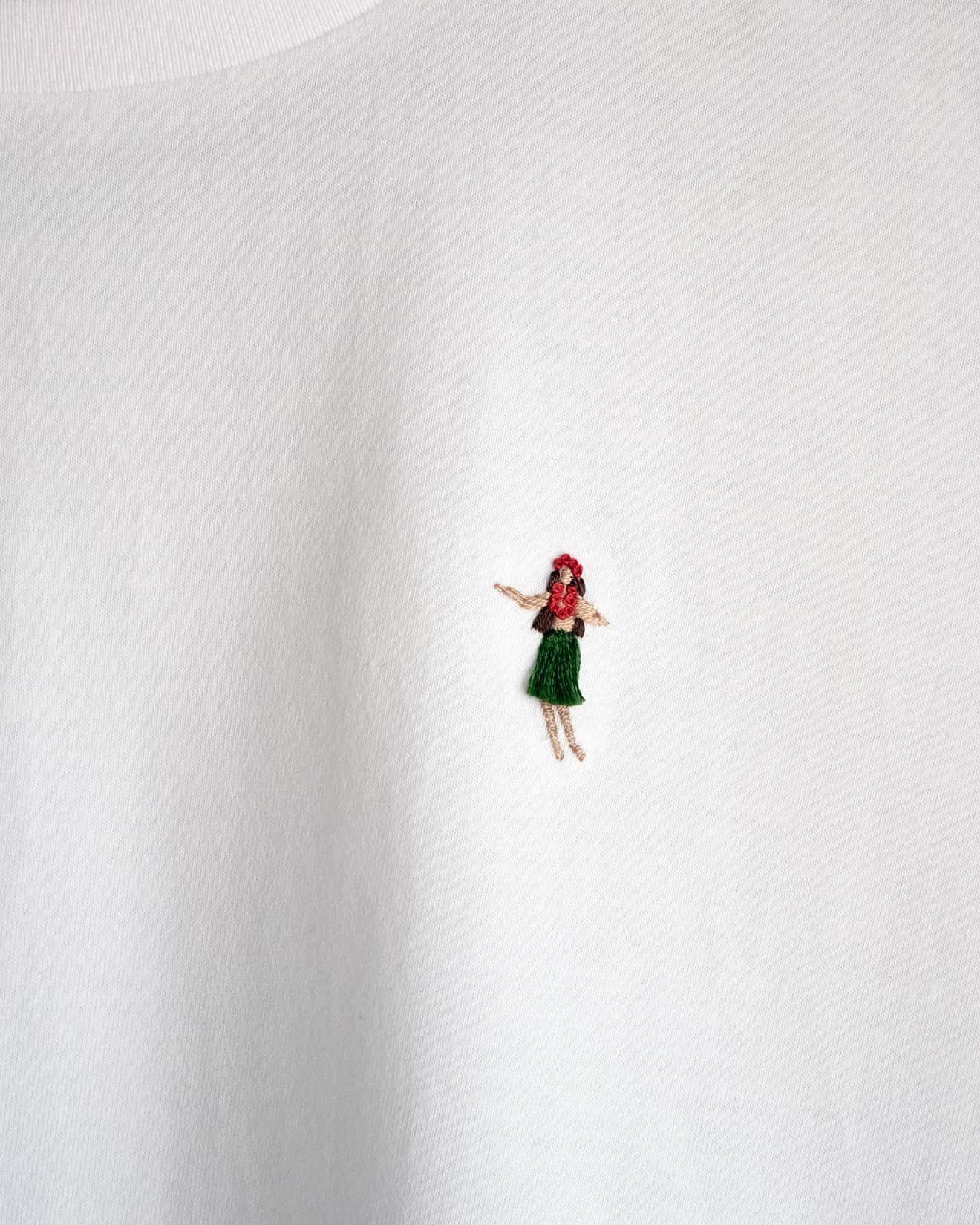 TINY HULA GIRL 手刺繍 フラガール ワンポイント - レディース ハワイT